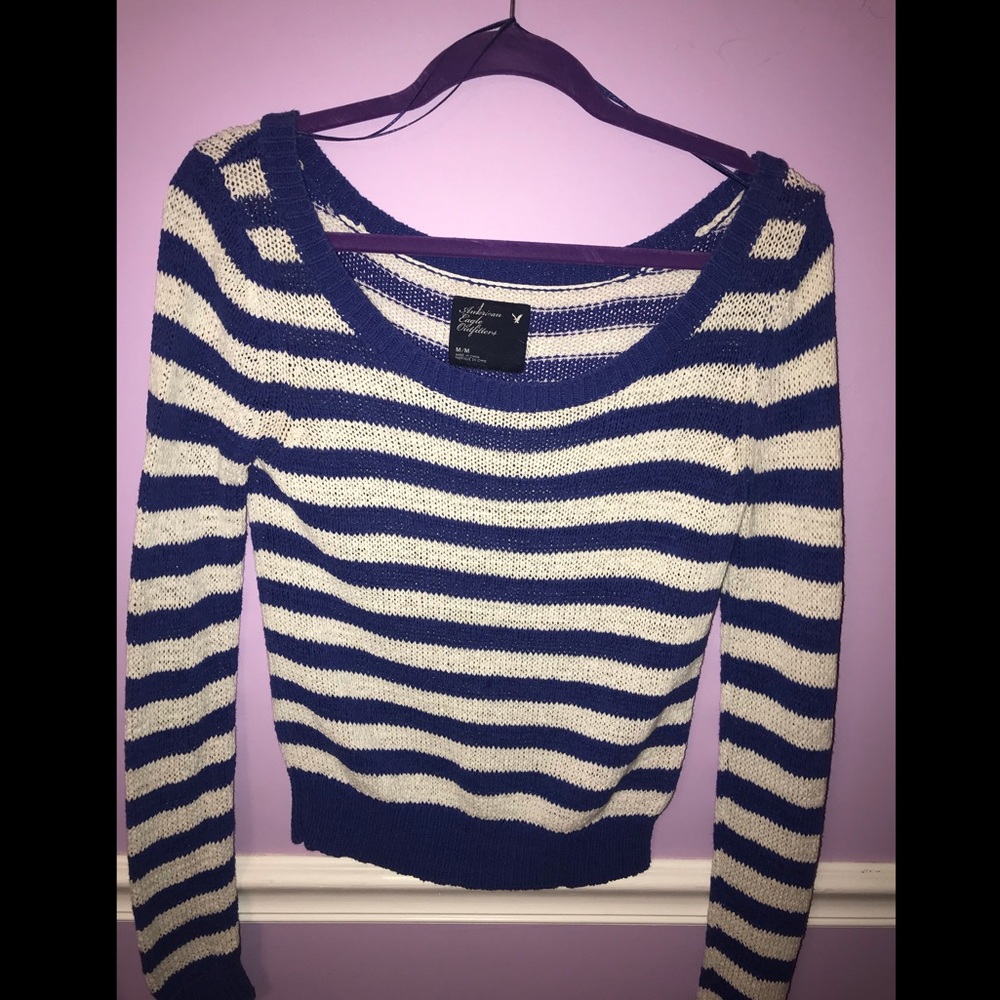American Eagle sweater